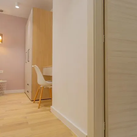 Znjan Holidays Apartman
